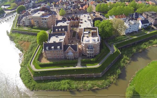 /2013-12/372 vliegtuigje 1.jpg