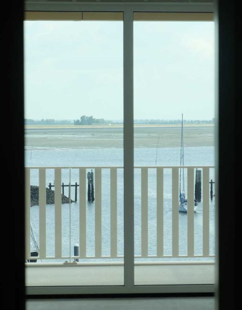 2016-09/415 balkon m bootje MBCF2749.jpg