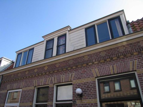 nieuwe uitgebreide dakkapel ter vervanging