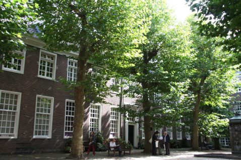 2014-12/mb 2010_09_119999_53.jpg